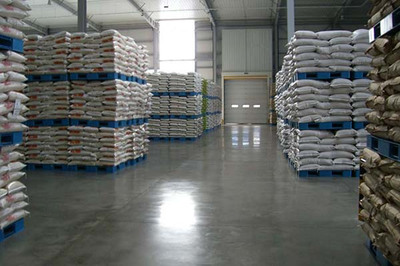 食品車間地面與包裝材料 協(xié)同保障食品安全的關(guān)鍵要素